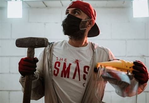 Rage room pittsburgh - Oct 13, 2017 · Miki Tegethoff, 34, of Pittsburgh's North Side smashes a tequila bottle, during a therapeutic session at the Break Room, in North Huntingdon, on Wednesday, Oct. 11, 2017. The Break Room is an activity center where, for fee, you can take out your stress on electronics or tableware, with a baseball bat or crowbar. 